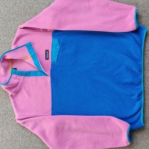 Patagonia women's Snap-T Synchilla fleece pullover sweater in candy pink blue, L